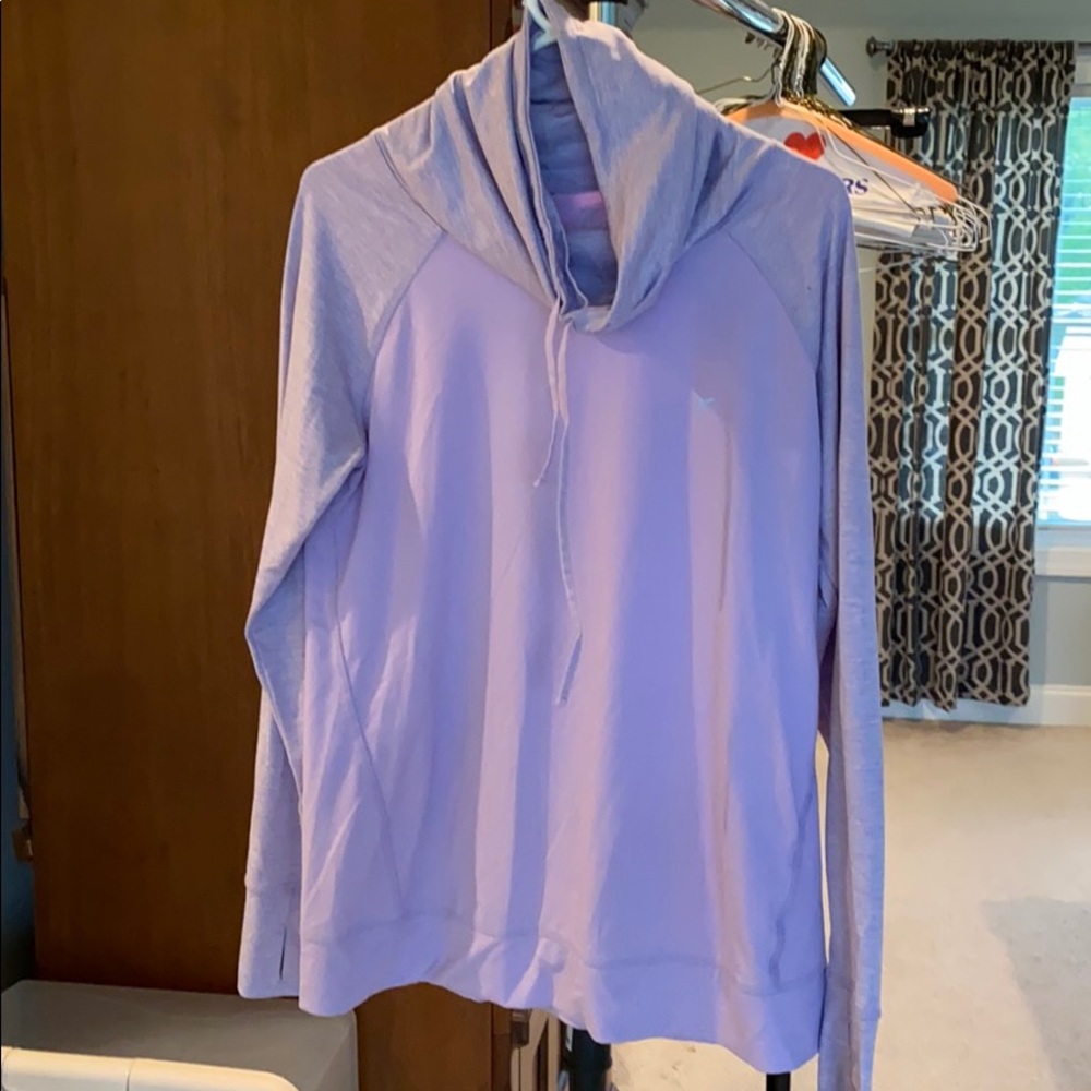 Old Navy Active pullover